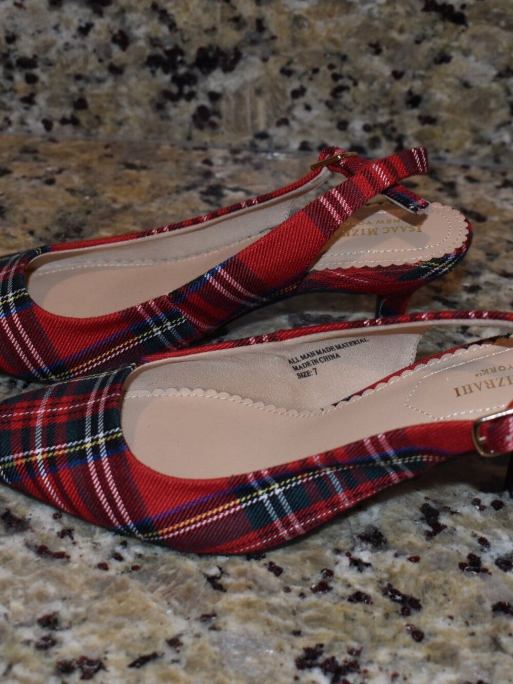 Isaac Mizrahi Red Plaid Slingback Kitten Heels Size 7 - Picture 4 of 7